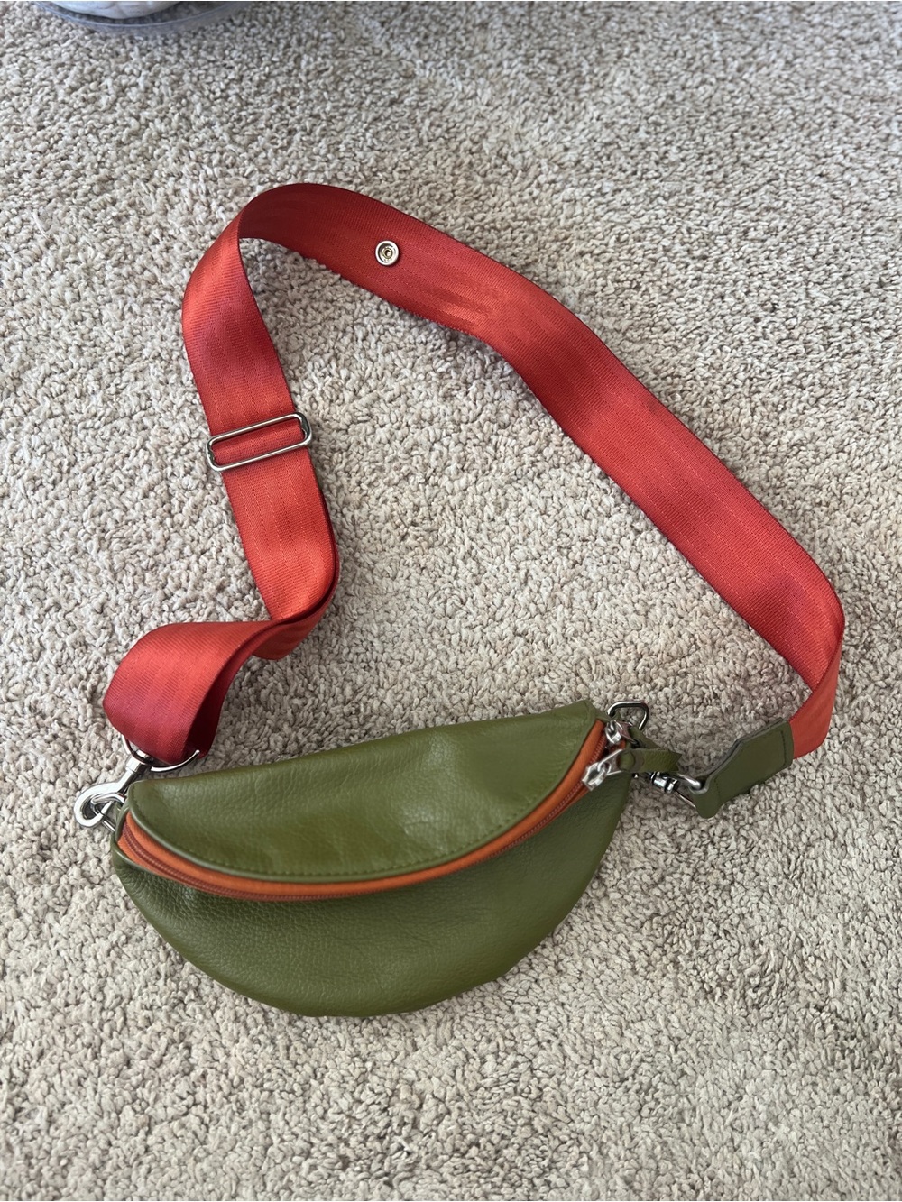 10in Leather Crossbody Bag - Olive Green